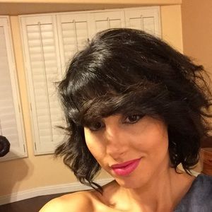 Meet your Posher, Angela